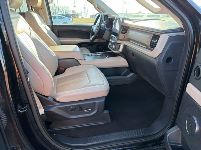 Used 2024 Ford Expedition Max Limited image 40