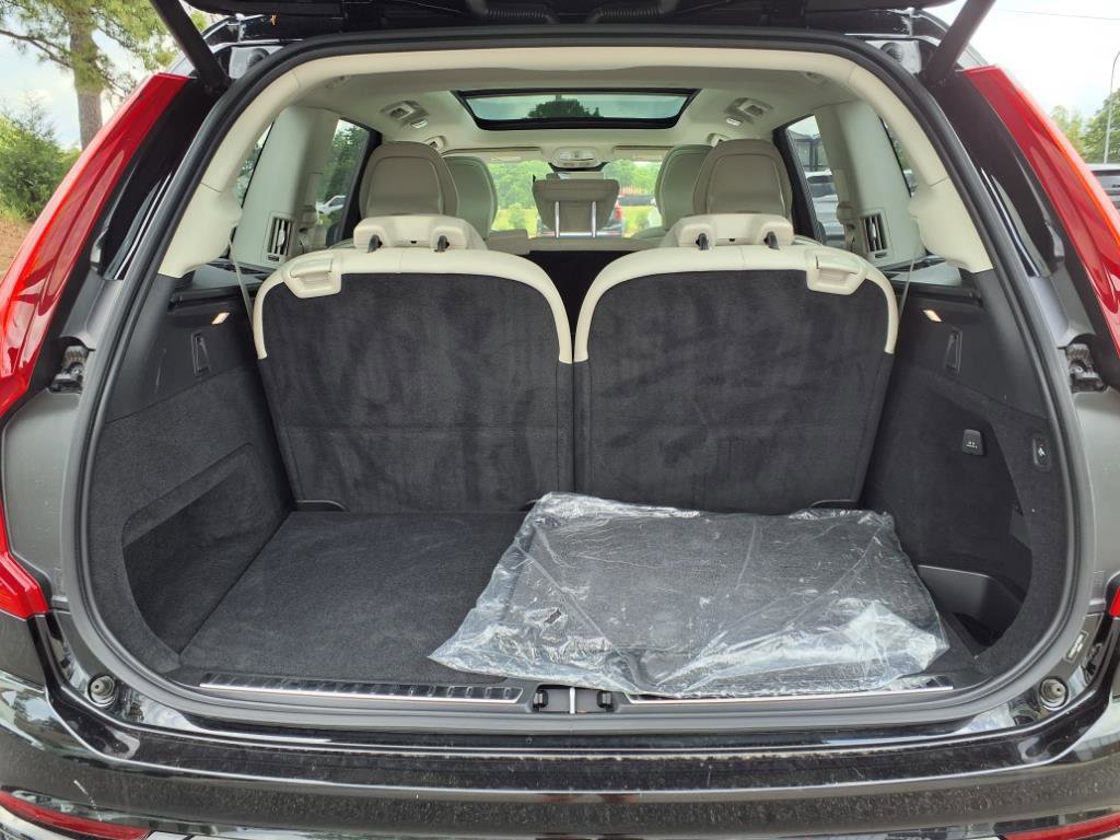 Certified 2023 Volvo XC90 T8 Plus w/ Protection Package image 26
