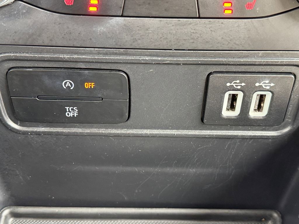 Used 2018 Ford EcoSport SE image 17