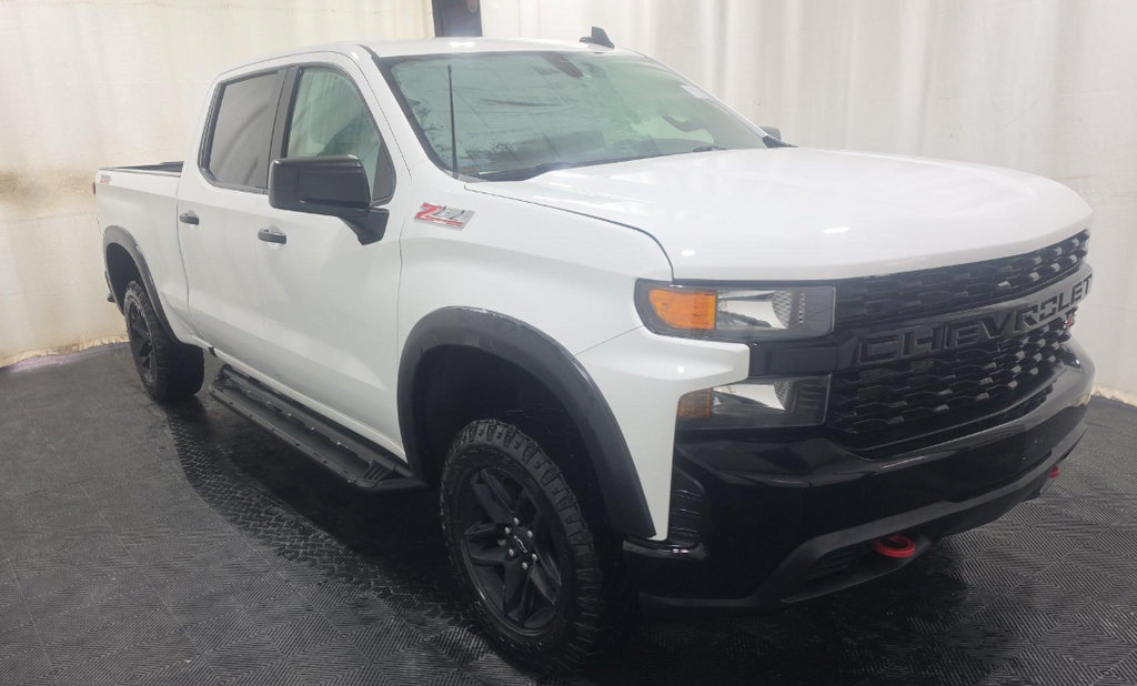 Used 2020 Chevrolet Silverado 1500 Custom Trail Boss w/ Custom Convenience Package AWD/4WD image 2