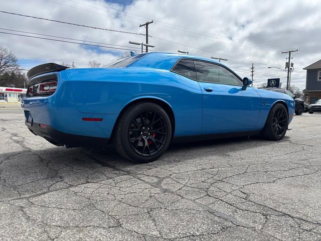 Used 2016 Dodge Challenger SRT Hellcat image 6