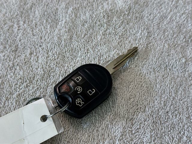 Used 2014 Ford Taurus SEL w/ Equipment Group 201A image 27