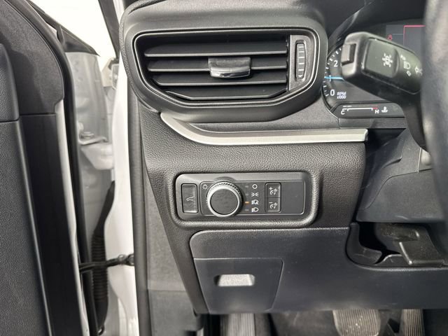Used 2022 Ford Explorer XLT AWD/4WD image 13
