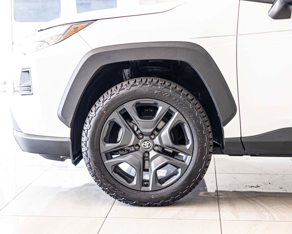 Used 2024 Toyota RAV4 Adventure image 8