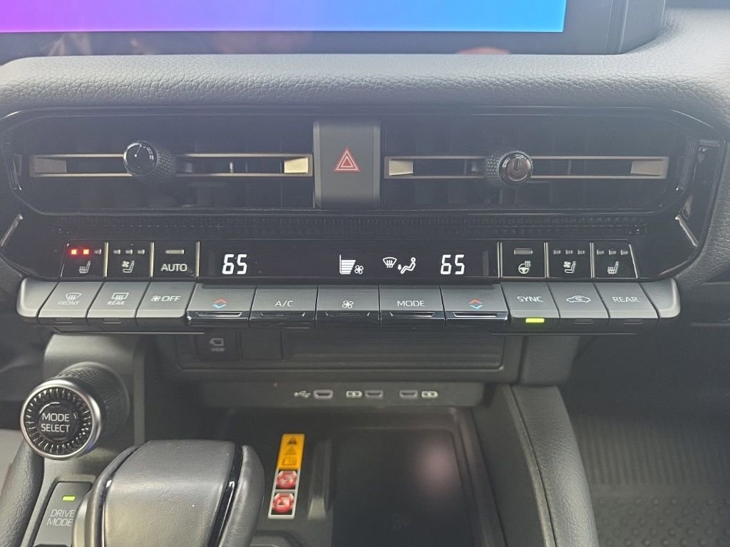 Used 2025 Toyota Land Cruiser w/ Premium Package image 30