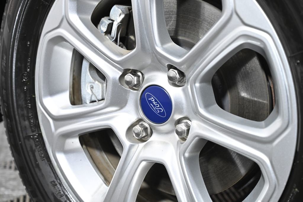 Used 2019 Ford EcoSport SE image 28