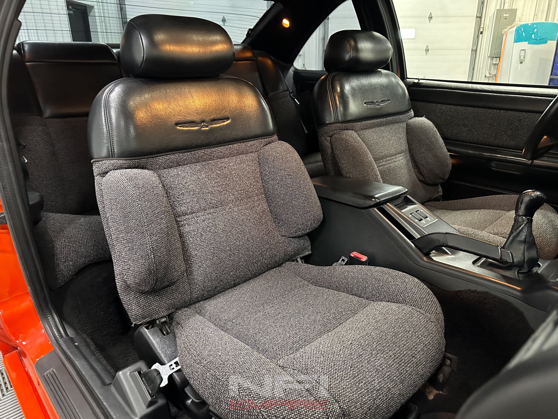 Used 1993 Ford Thunderbird Super RWD image 35