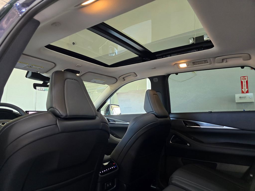 New 2026 INFINITI QX60 Luxe w/ Cargo Package image 24