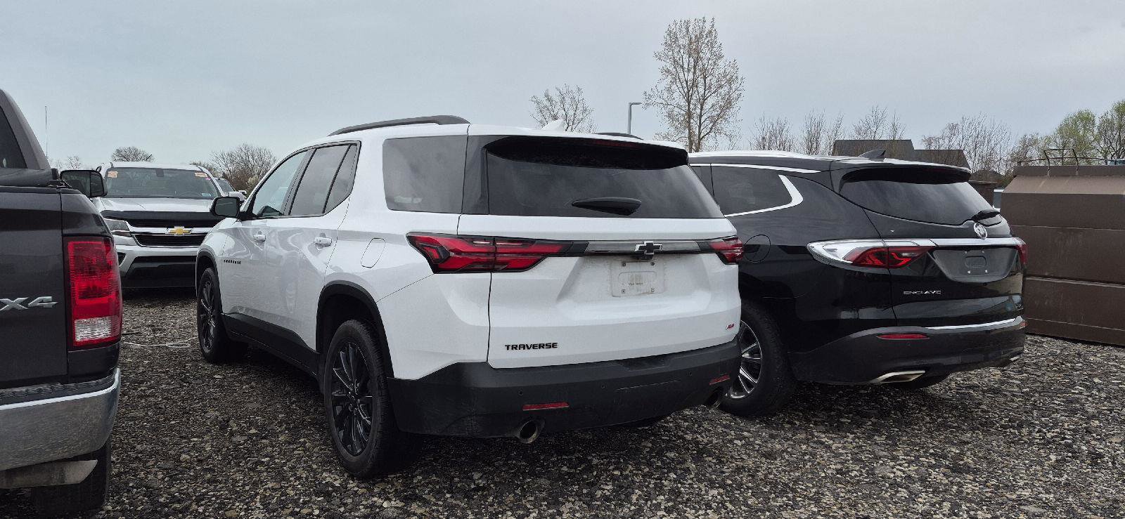 Used 2022 Chevrolet Traverse RS image 4