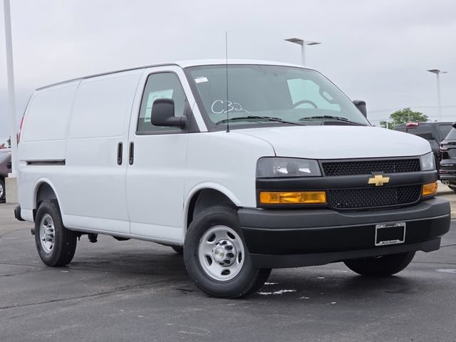 New 2026 Chevrolet Express 2500 w/ Driver Convenience Package RWD image 2