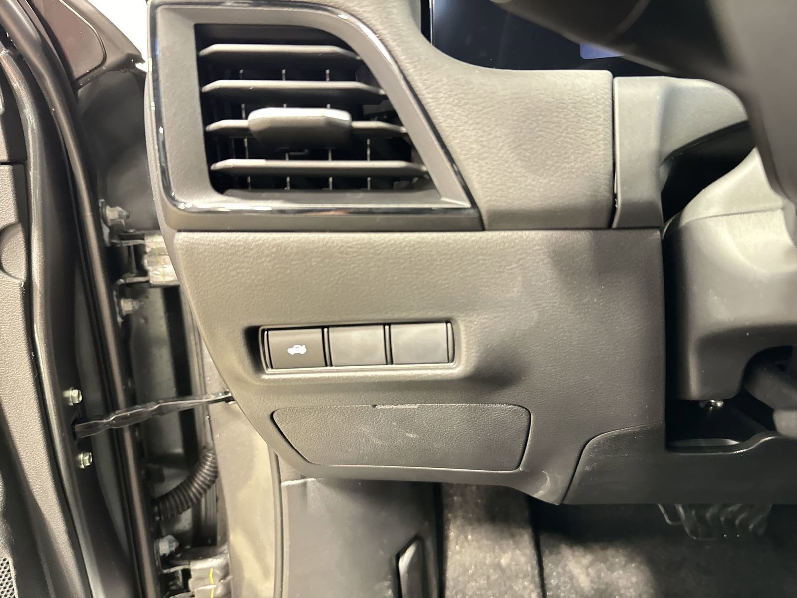 New 2026 Nissan Sentra SV w/ Floor Mat Package image 15