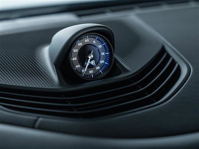 Certified 2025 Porsche Taycan 4S image 26