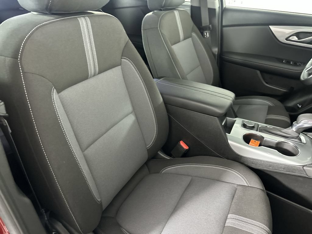 Used 2024 Chevrolet Blazer LT w/ Convenience Package FWD image 29