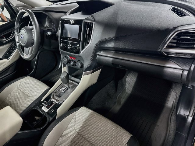 Used 2023 Subaru Forester Premium AWD/4WD image 32
