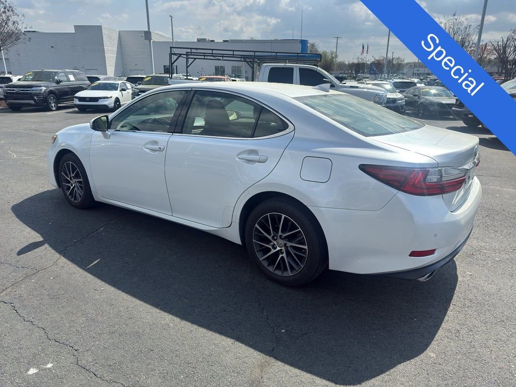 Used 2017 Lexus ES 350 w/ Navigation System Package image 3