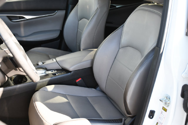 Used 2023 INFINITI QX50 Luxe AWD/4WD image 16