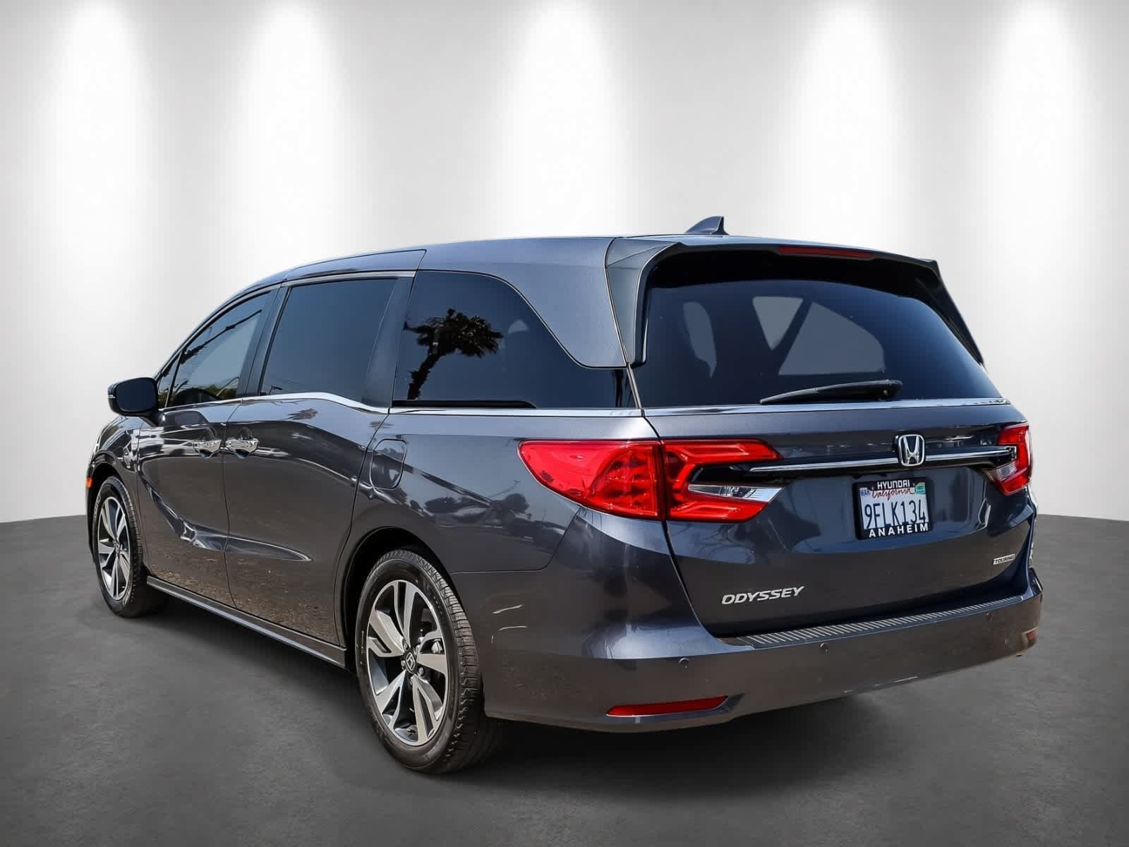 Used 2023 Honda Odyssey Touring image 9