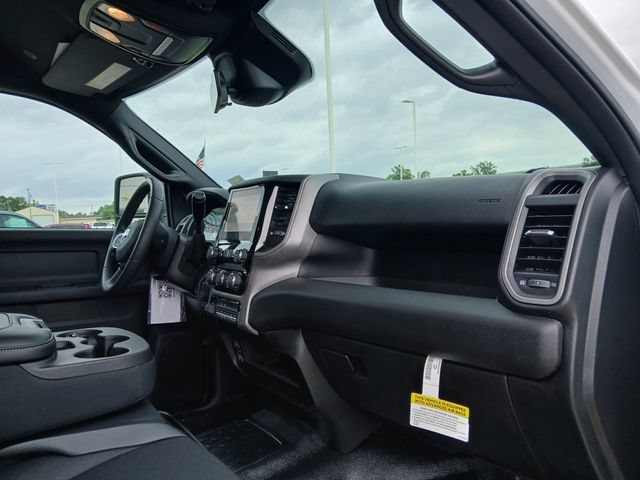 New 2026 RAM 4500 Tradesman w/ Chrome Appearance Group AWD/4WD image 15