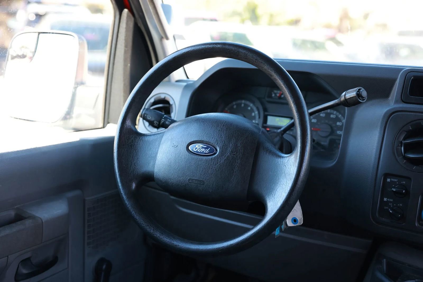 Used 2012 Ford E-350 and Econoline 350 XL image 27