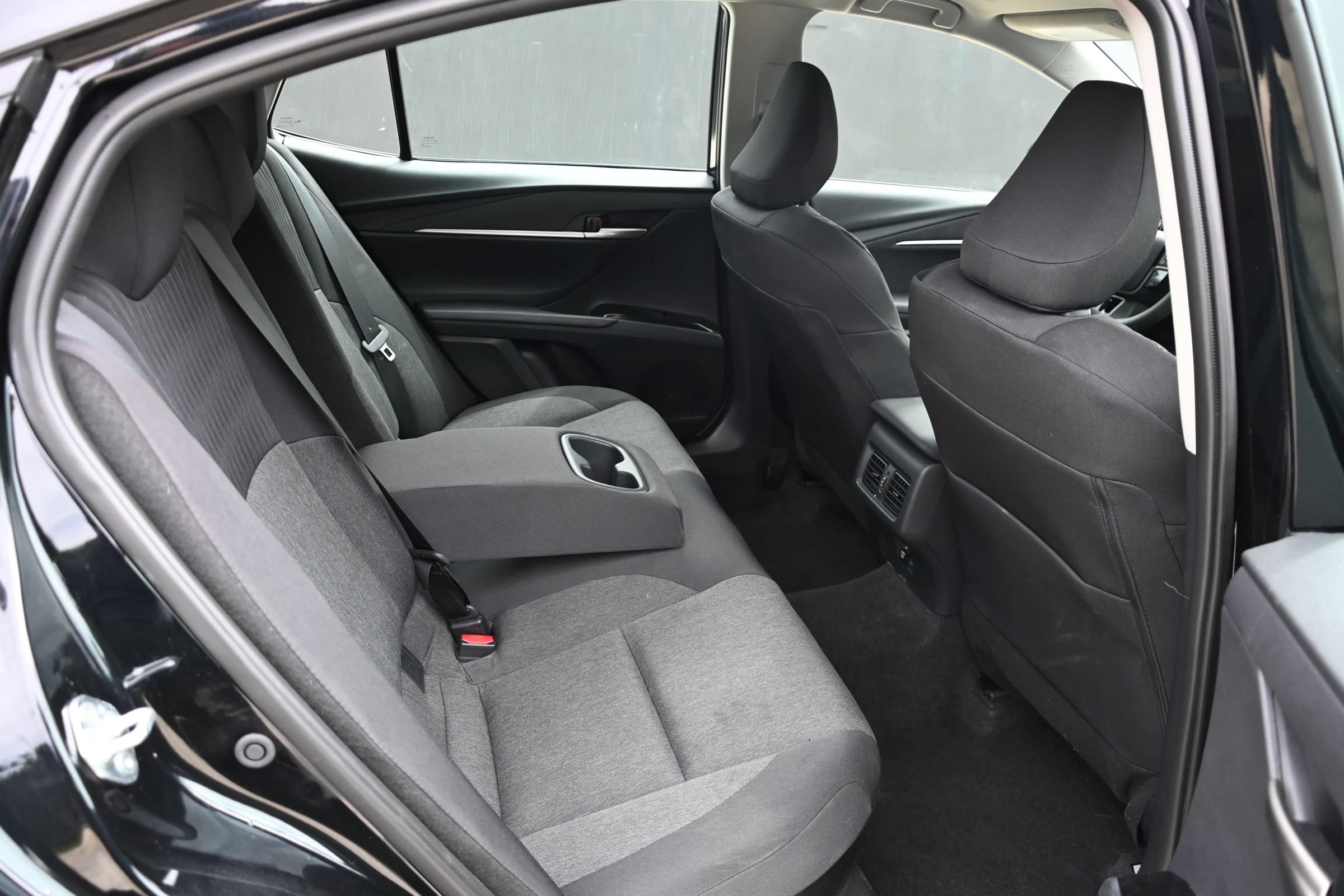 Used 2026 Toyota Camry LE FWD image 12