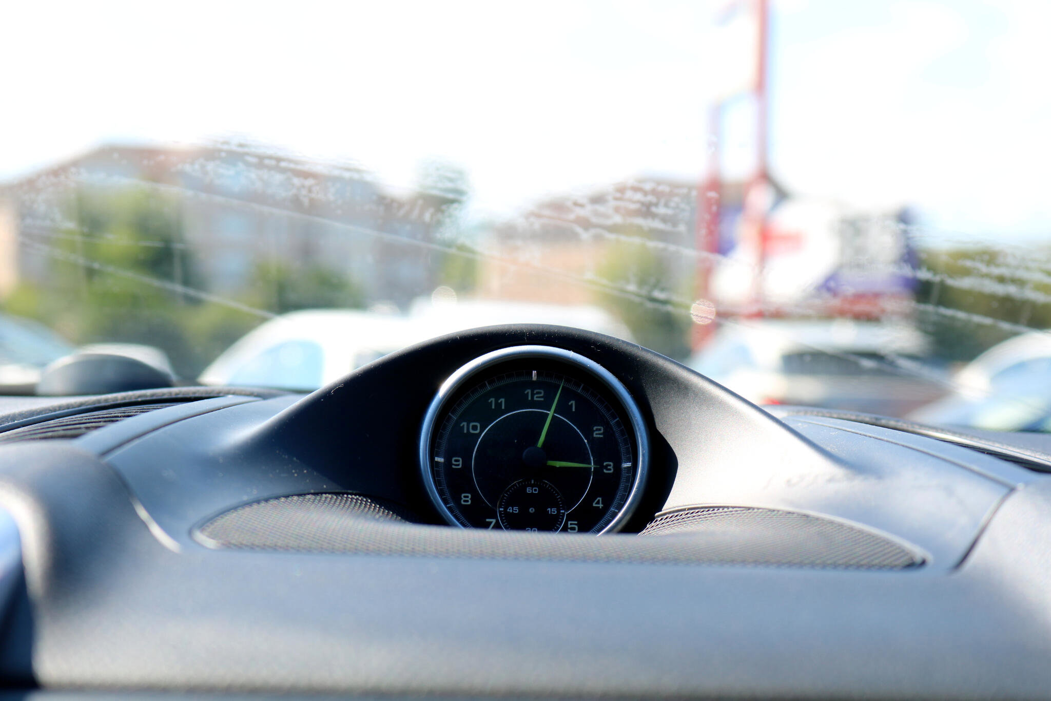 Used 2015 Porsche Cayenne S w/ Premium Package image 35