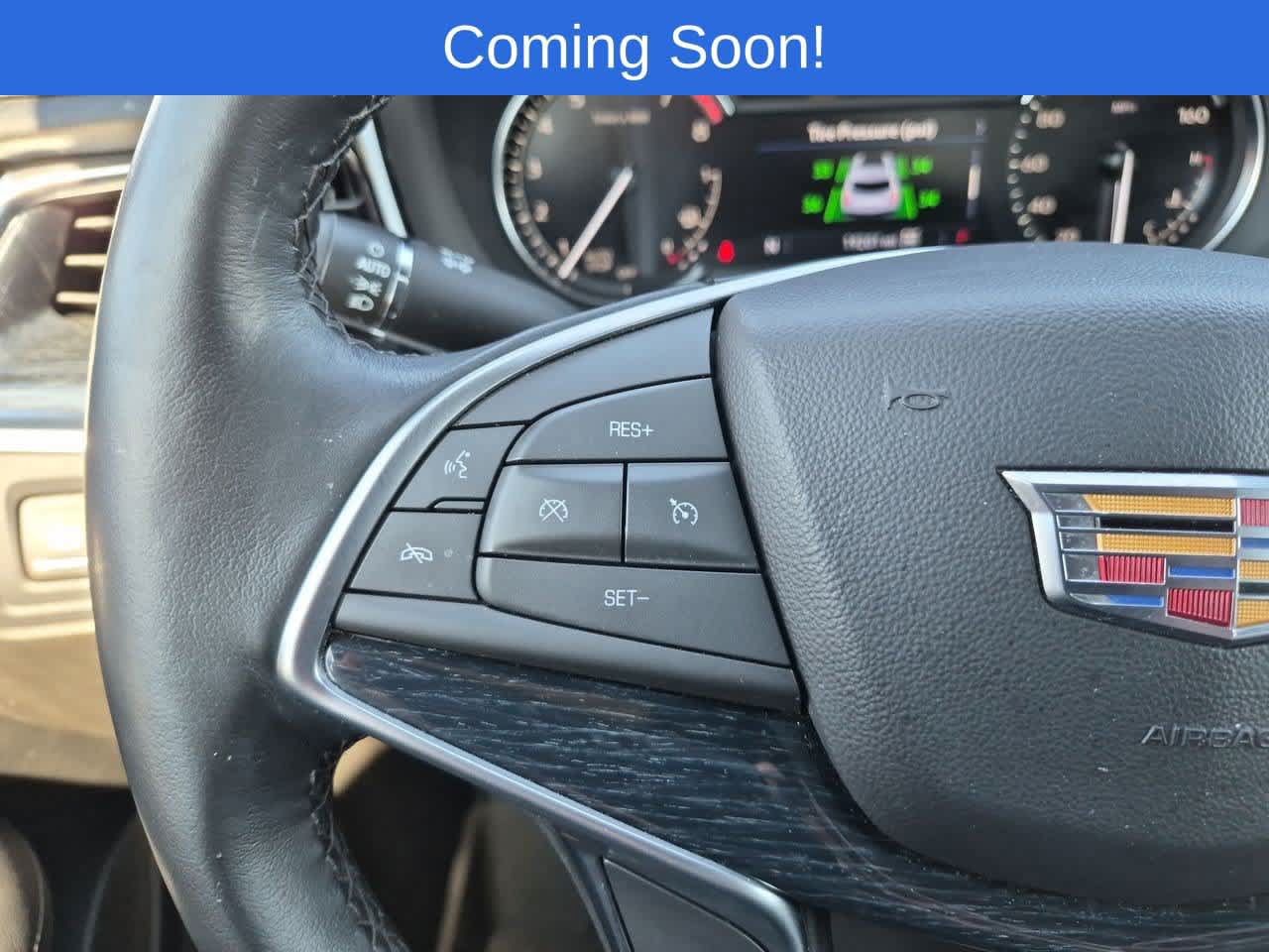 Used 2024 Cadillac XT5 Premium Luxury w/ LPO, Floor Liner Package AWD/4WD image 25