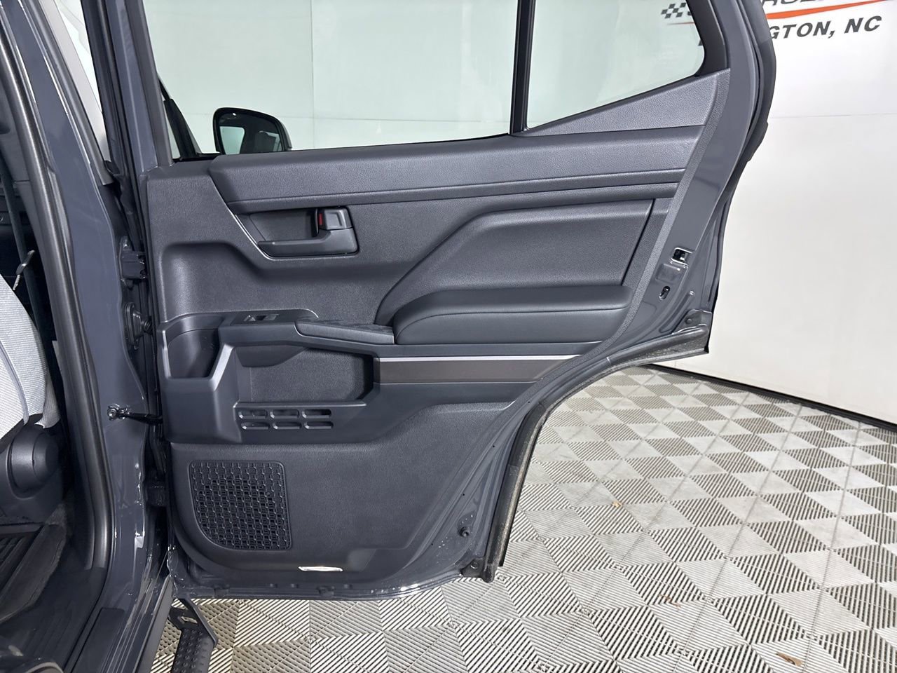 Used 2026 Toyota 4Runner SR5 image 23