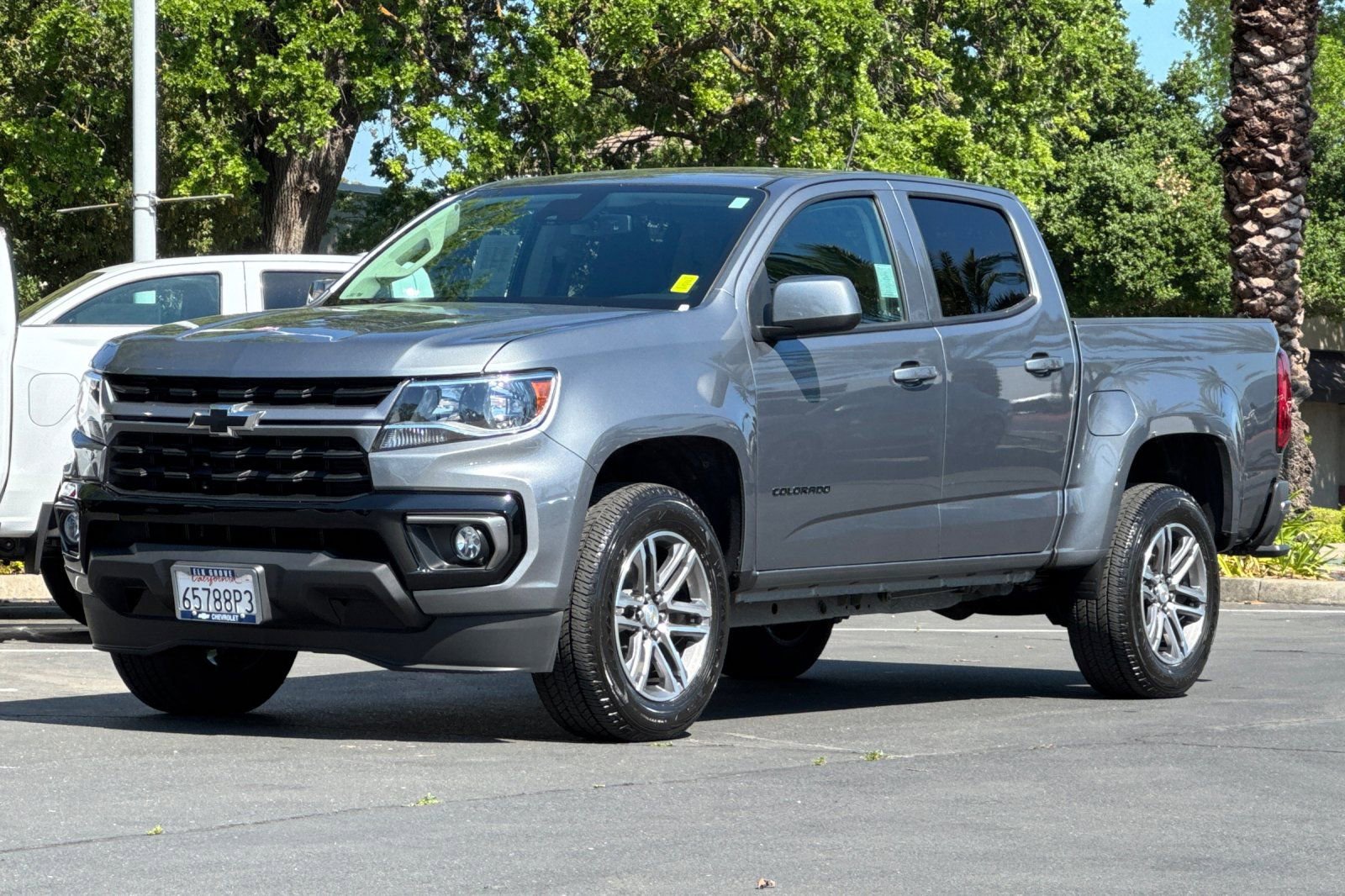 Used 2022 Chevrolet Colorado LT w/ Safety Package image 7