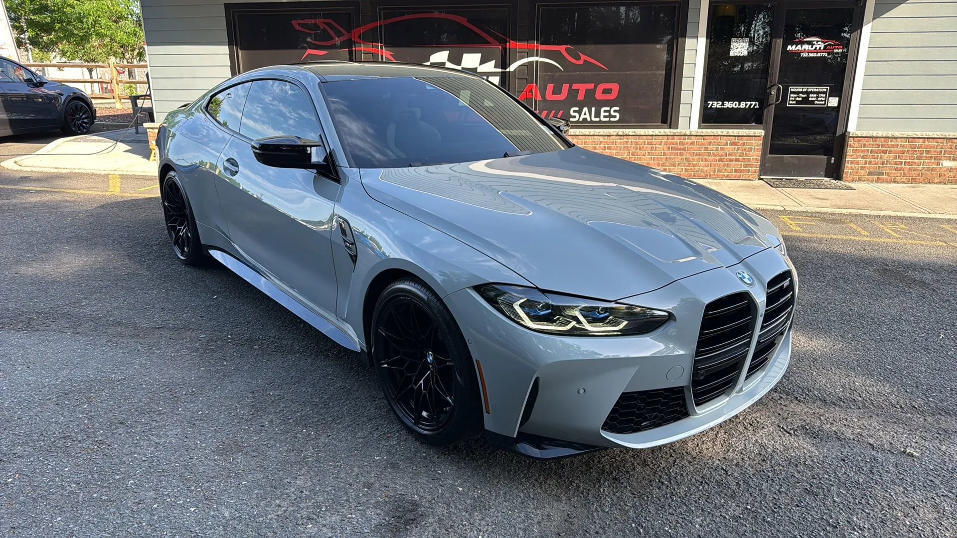 Used 2024 BMW M4 Coupe w/ Executive Package RWD image 3