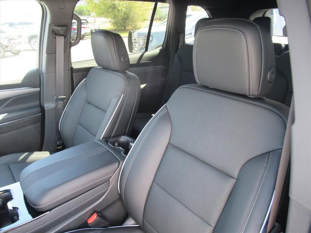 New 2026 Buick Enclave Preferred w/ Power Package image 17