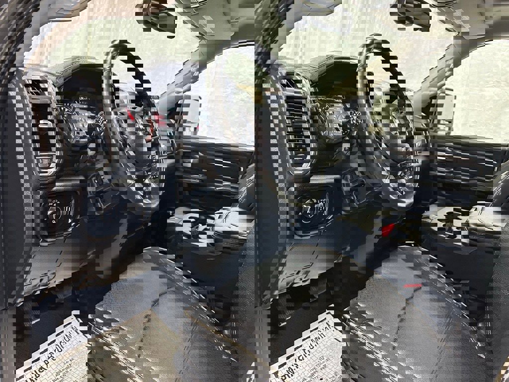 Used 2024 RAM 2500 Laramie image 16