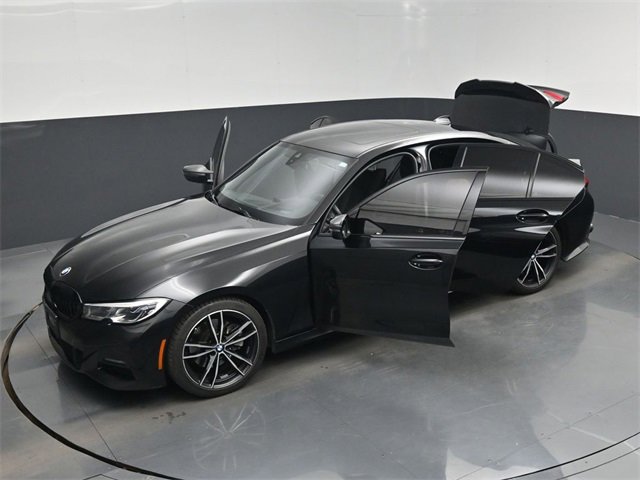 Used 2022 BMW 330i Sedan w/ M Sport Package image 60
