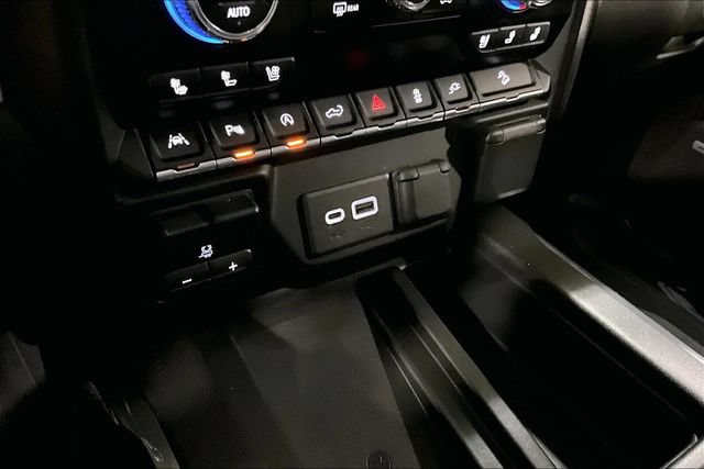Used 2020 GMC Sierra 1500 SLT w/ SLT Premium Plus Package AWD/4WD image 25