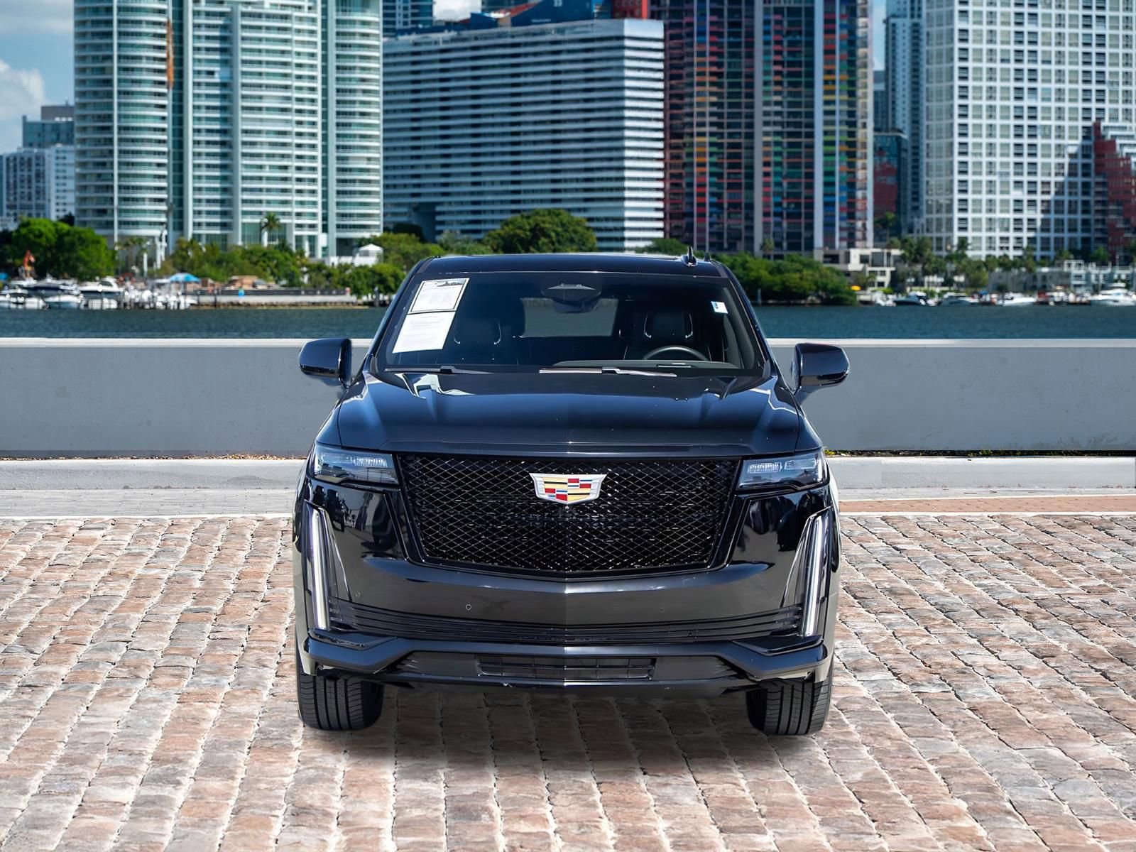 Used 2023 Cadillac Escalade Sport AWD/4WD image 2