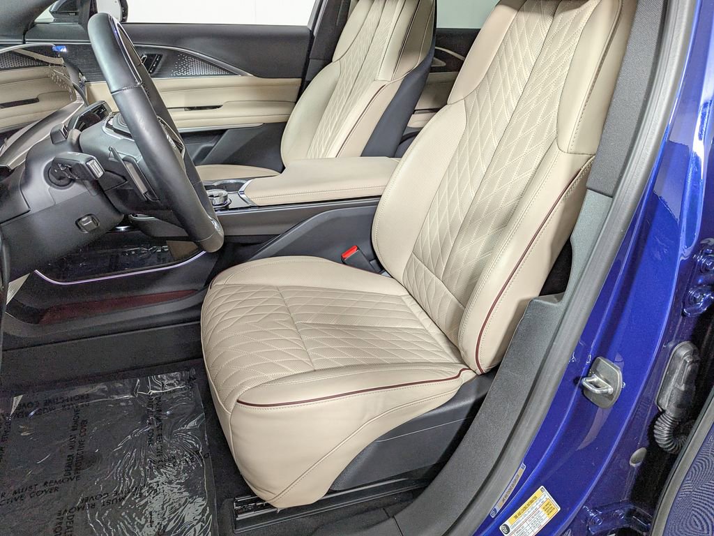 Used 2024 Cadillac Lyriq Sport w/ Nappa Leather Package AWD/4WD image 19