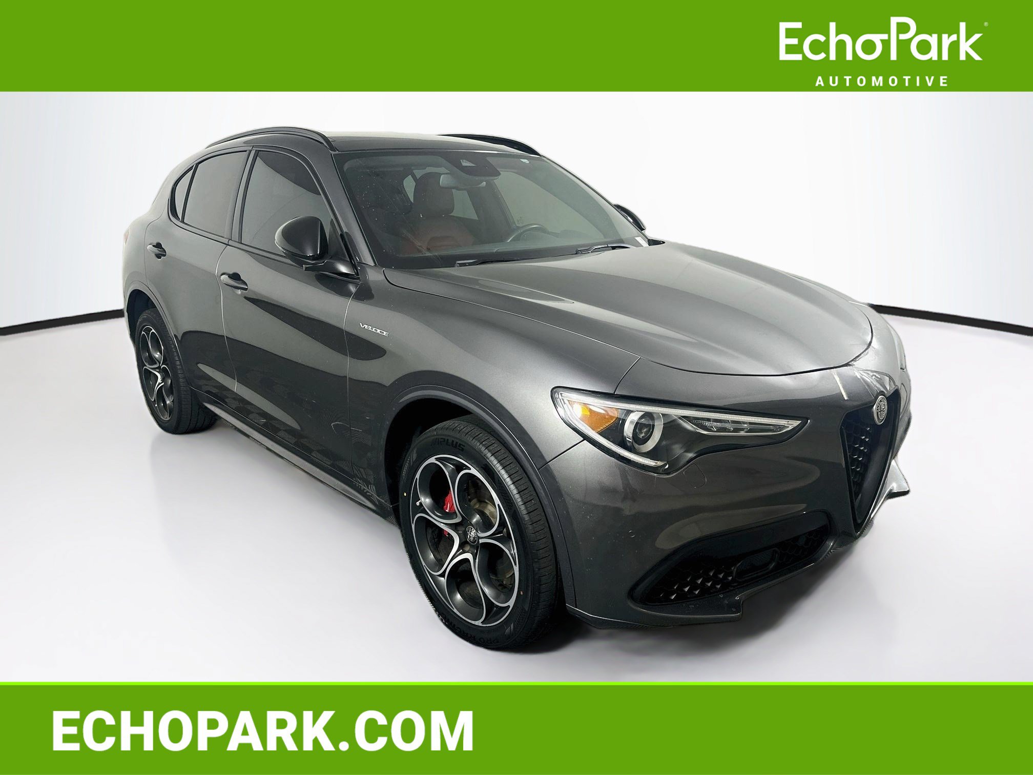 Used 2023 Alfa Romeo Stelvio Veloce AWD/4WD image 1