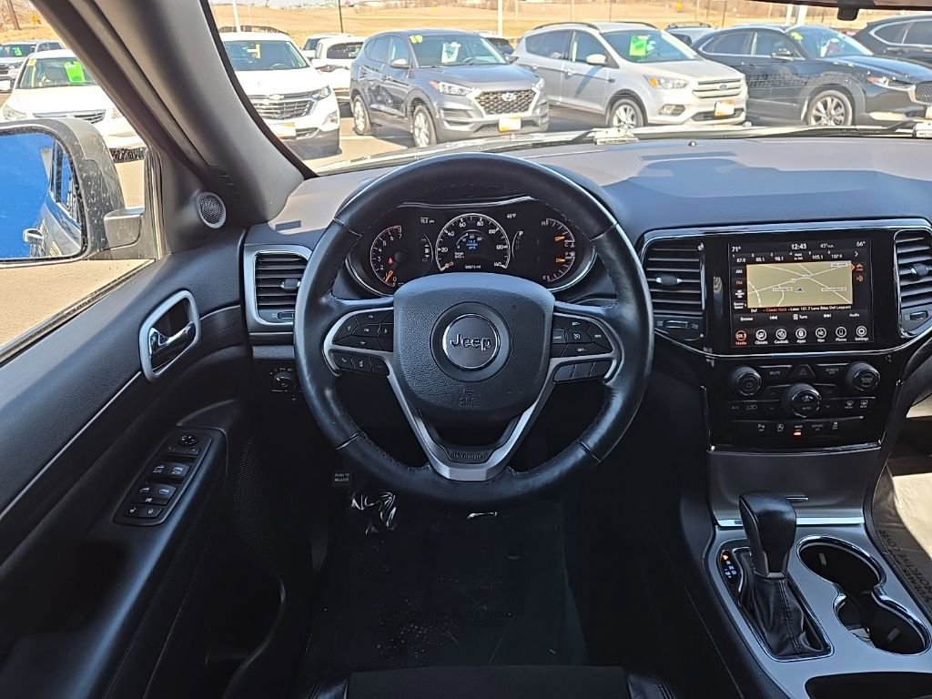 Used 2021 Jeep Grand Cherokee Laredo X image 25