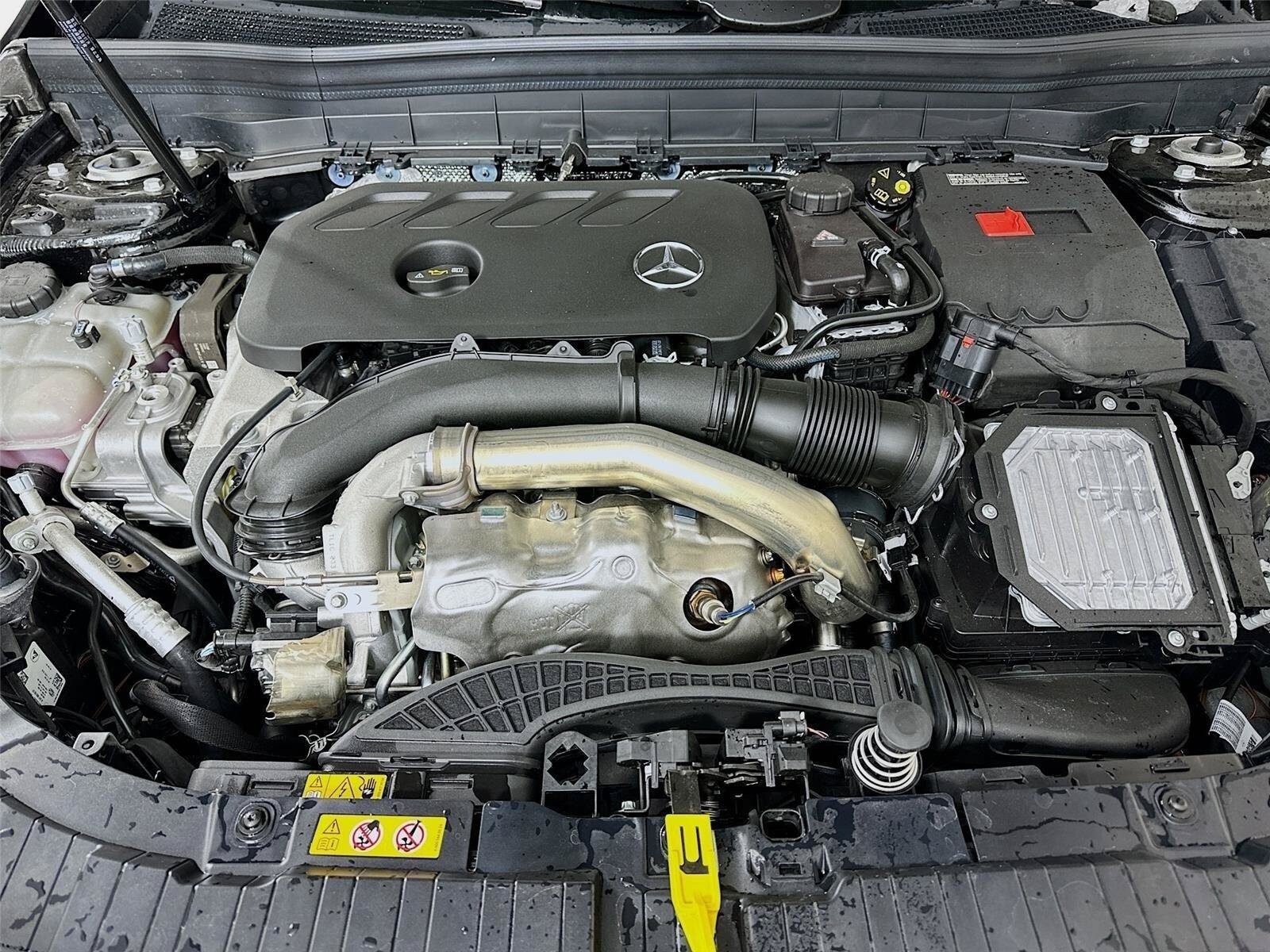 Used 2026 Mercedes-Benz GLB 250 4MATIC image 36