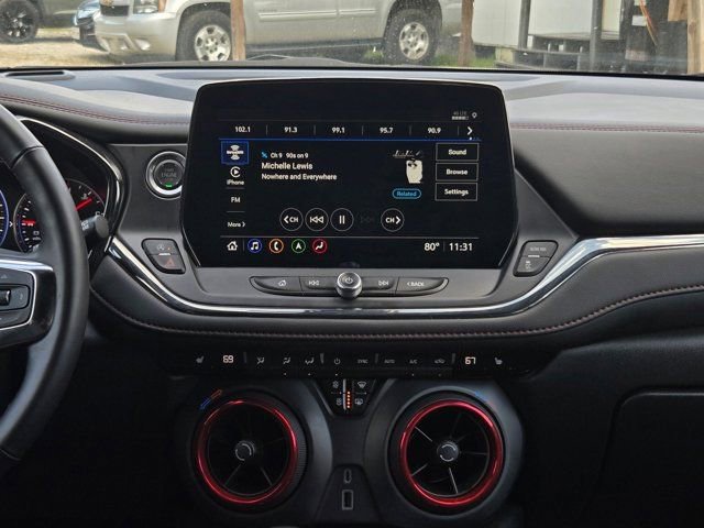 Used 2025 Chevrolet Blazer RS image 18