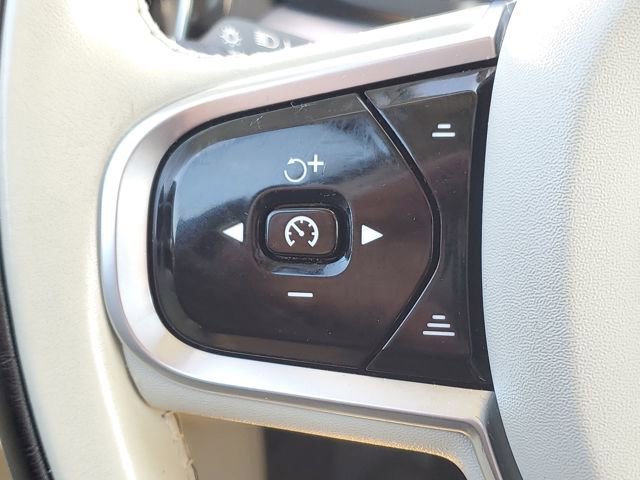 Used 2024 Volvo S60 B5 Core image 12