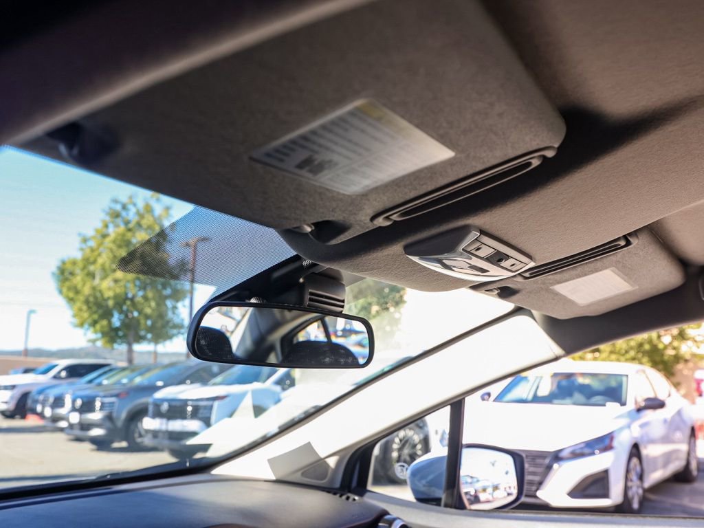 New 2025 Nissan Versa SV w/ Trunk Package image 13