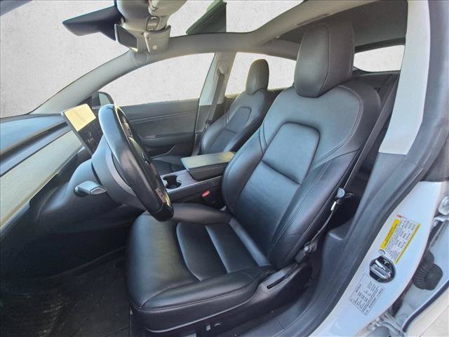 Used 2019 Tesla Model 3 Standard Range Plus RWD image 9