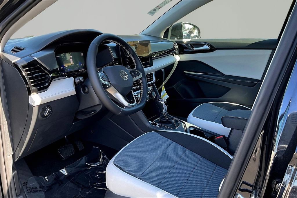 New 2026 Volkswagen Taos S image 16