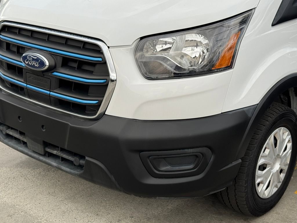 Used 2023 Ford E-Transit Medium Roof image 10
