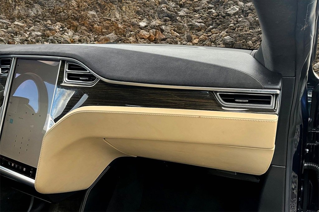 Used 2015 Tesla Model S P85D image 14