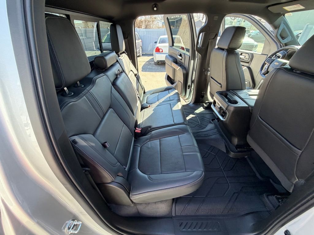 Used 2021 Chevrolet Silverado 3500 High Country image 43