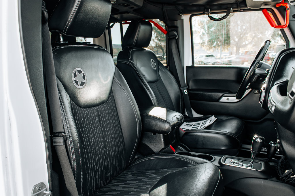 Used 2015 Jeep Wrangler Unlimited Sport AWD/4WD image 31