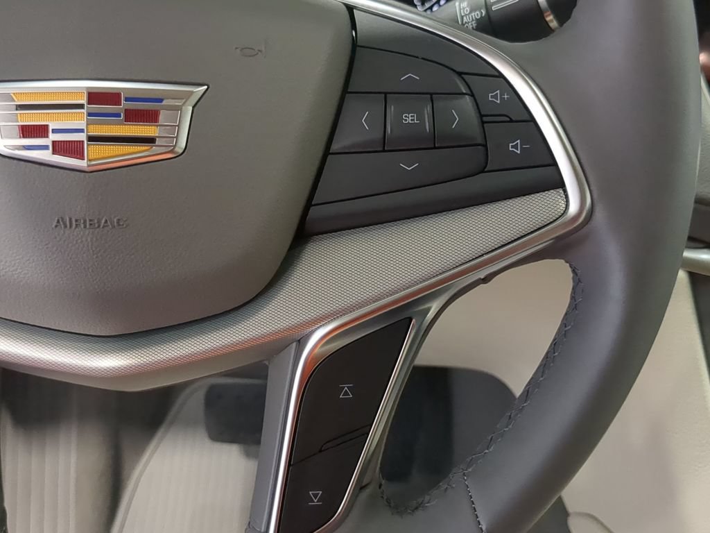 Used 2025 Cadillac XT5 Premium Luxury AWD/4WD image 30