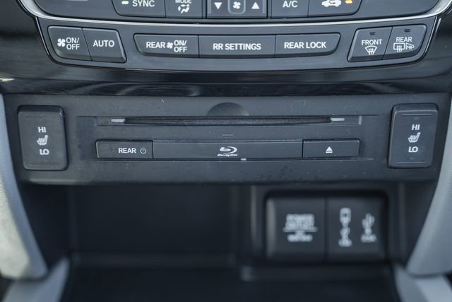 Used 2017 Honda Pilot Touring image 26