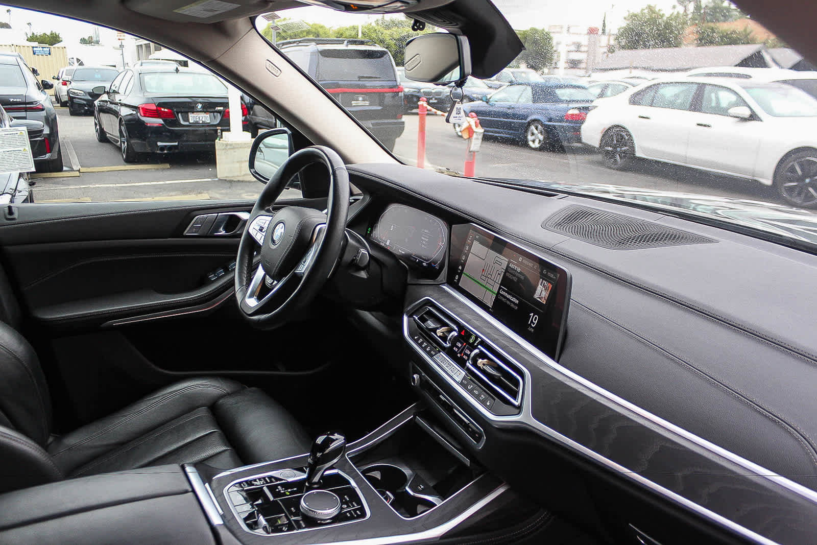 Used 2022 BMW X7 xDrive40i w/ Premium Package AWD/4WD image 15